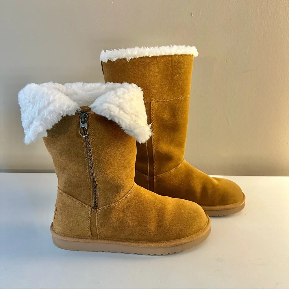 Koolaburra by Ugg Tan Suede Fold Over Zipper Boots